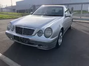 Dezmembrari Mercedes E-class W210